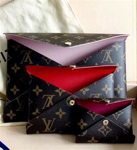 louis vuitton pochette envelope|louis vuitton envelope wallet.